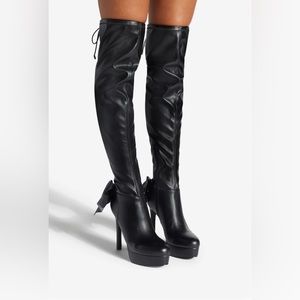 🆕 Tall Platform Boot Shiny Black Caviar Big Bow Accent 7.5 Wide Calf